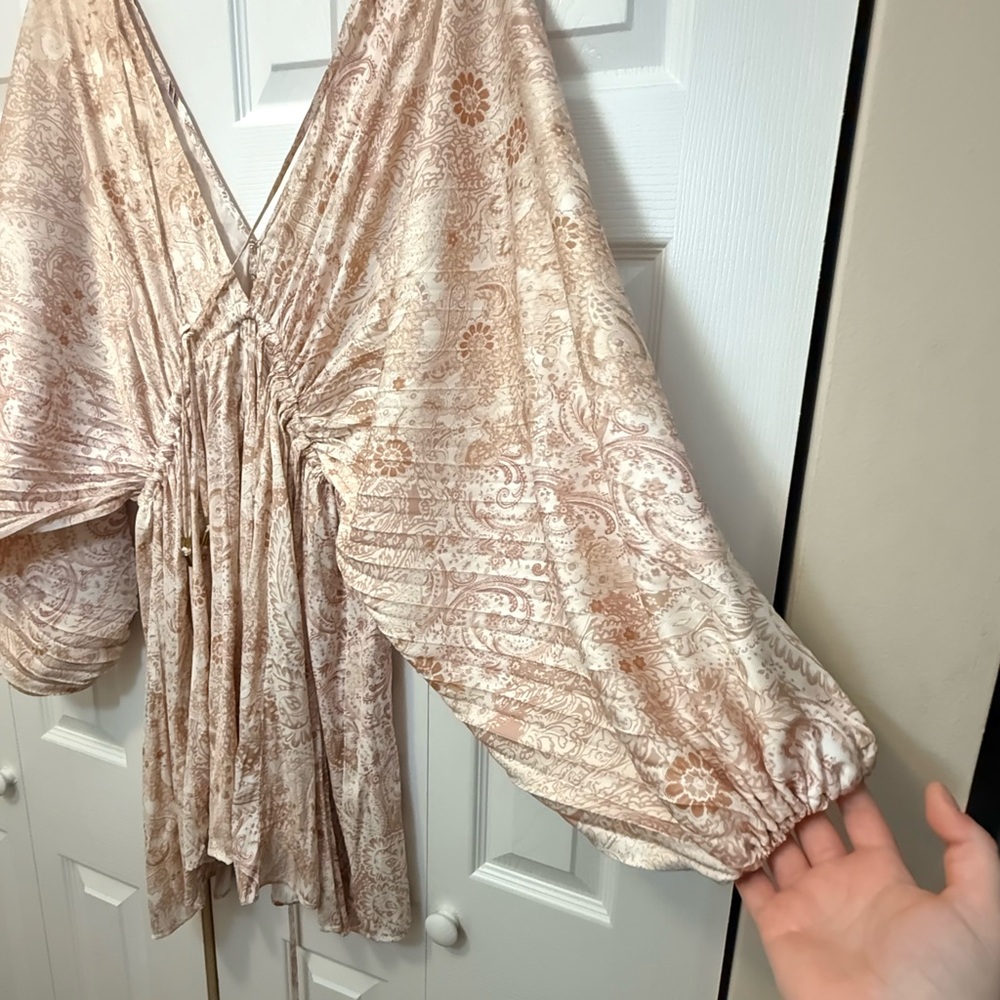 Free People Paisley Print Deep V Mini Dress M Blush Boho Bell Sleeve - Picture 3 of 8